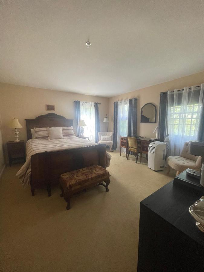 Williston Village Inn Берлингтон Номер фото